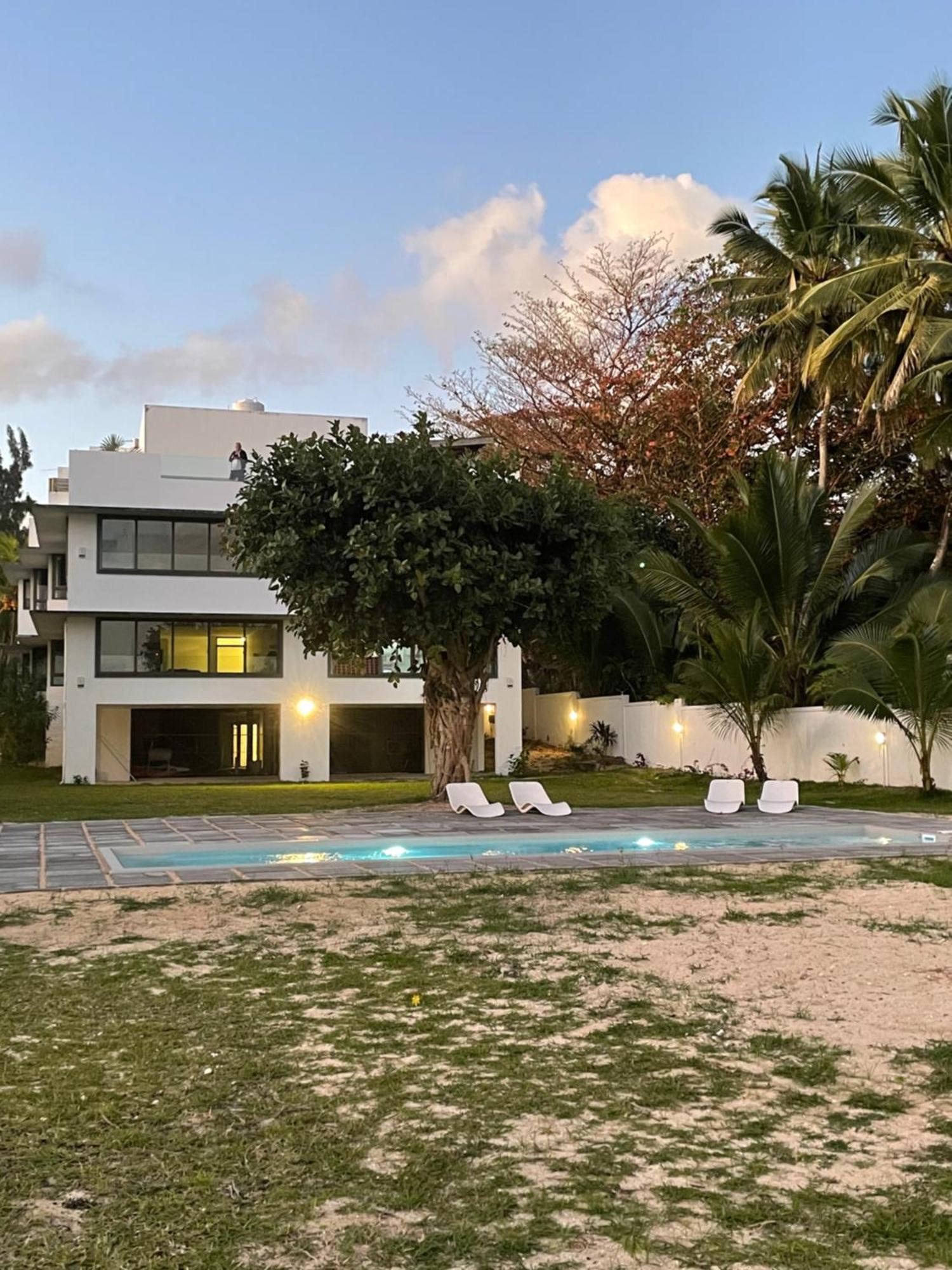 Appartement De Luxe Sur La Plage Riambel ภายนอก รูปภาพ